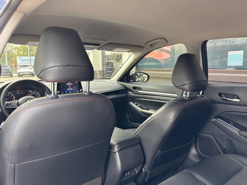Used 2024 Nissan Altima 2.5 SR image 15