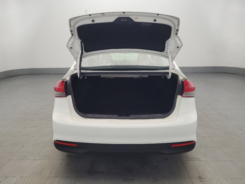 Used 2018 Kia Forte LX image 29