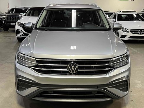 Used 2022 Volkswagen Tiguan SE image 29