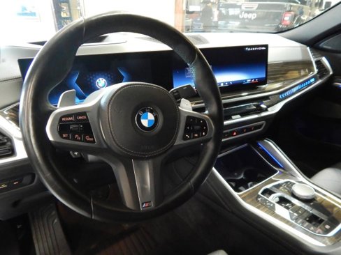 Used 2025 BMW X6 xDrive40i image 17