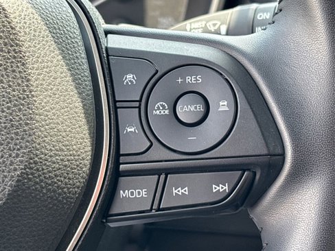 Used 2023 Toyota Corolla SE image 25