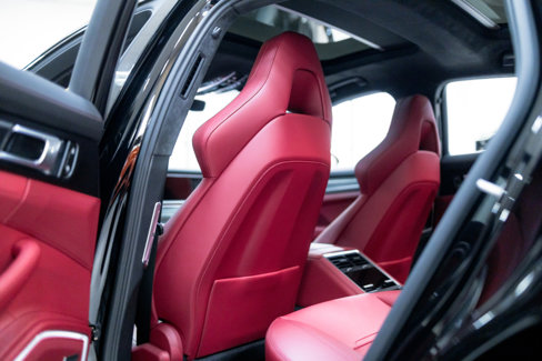 Used 2023 Porsche Panamera GTS image 74
