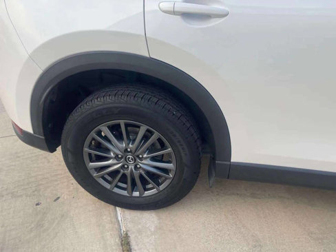 Used 2019 MAZDA CX-5 Touring image 31