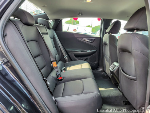 Used 2023 Chevrolet Malibu LT image 30