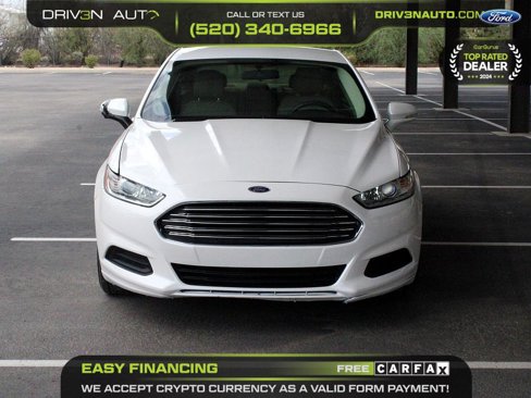 Used 2016 Ford Fusion SE image 2