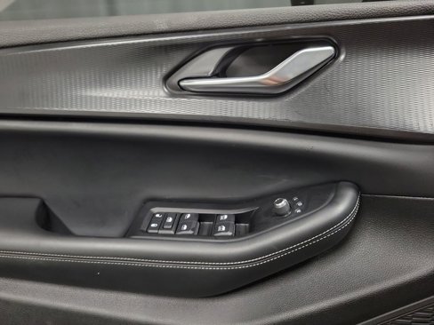 Used 2024 Jeep Grand Cherokee L Laredo image 18