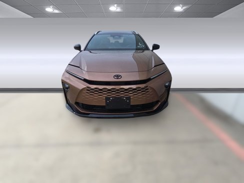 New 2025 Toyota Crown Signia image 6