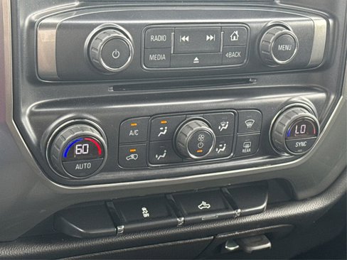 Used 2018 Chevrolet Silverado 1500 LT w/ All Star Edition image 33