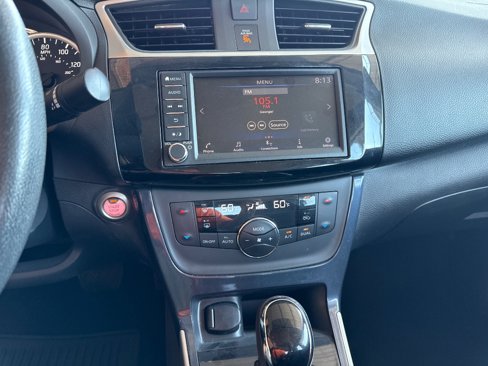 Used 2019 Nissan Sentra SR w/ Exterior Package image 16