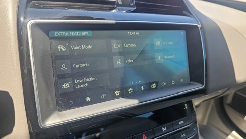 Used 2019 Jaguar XE image 38