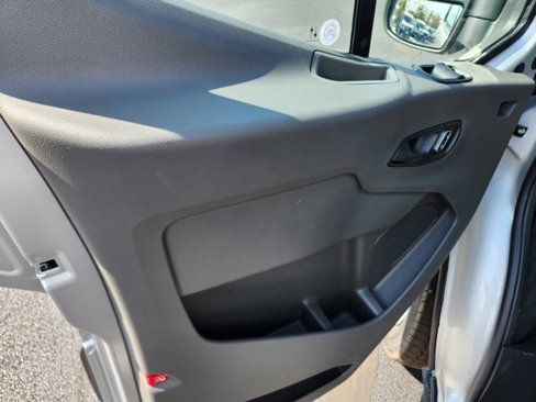 New 2026 Ford Transit 250 148 Medium Roof image 21