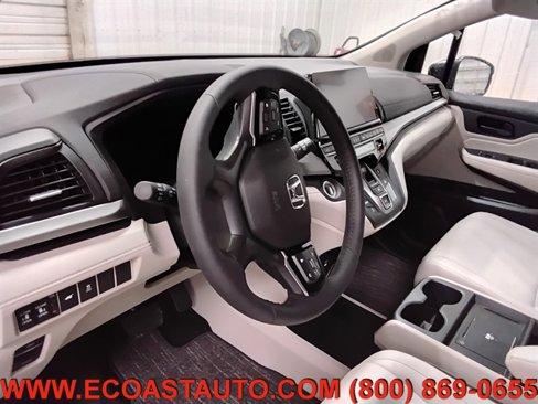 Used 2025 Honda Odyssey EX-L image 11