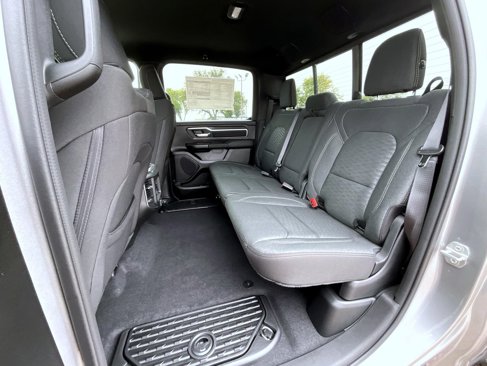 New 2026 RAM 1500 4x4 Crew Cab image 12