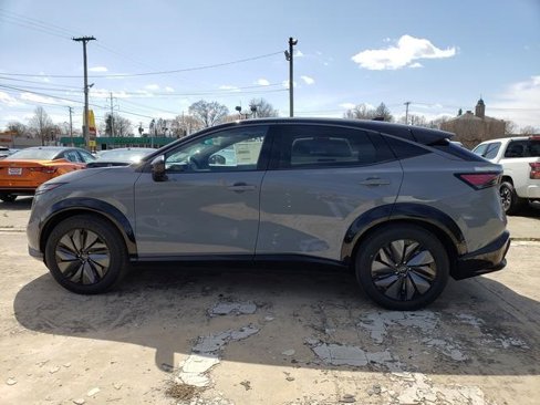 New 2025 Nissan Ariya AWD image 3