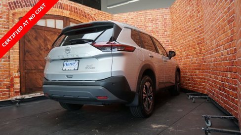 Used 2023 Nissan Rogue SV w/ SV Premium B Package image 7