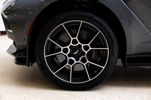 New 2025 Aston Martin DBX 707 image 59