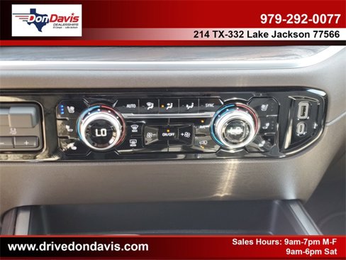 New 2026 GMC Sierra 1500 SLT image 27