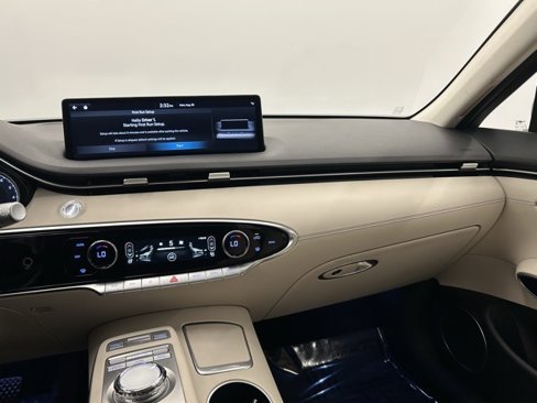 Used 2024 Genesis GV70 2.5T image 33