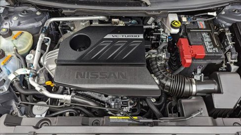 Used 2025 Nissan Rogue SV image 30
