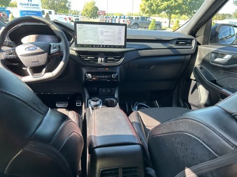 Used 2023 Ford Escape ST-Line w/ Tech Pack #1 image 13