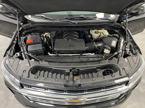 Used 2021 Chevrolet Suburban LT image 46