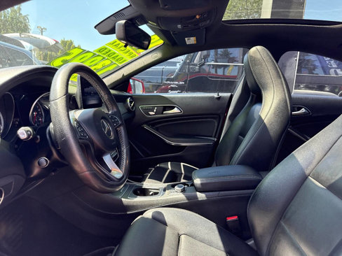 Used 2018 Mercedes-Benz CLA 250 image 19