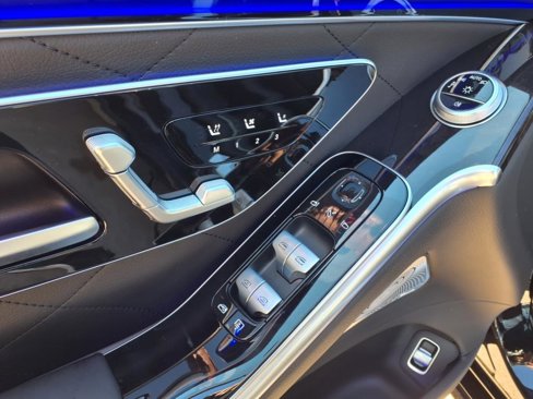New 2025 Mercedes-Benz S 580 4MATIC Sedan image 15