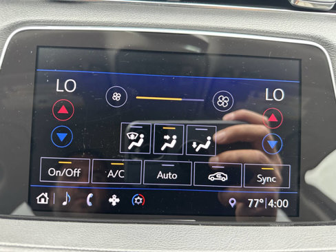 Used 2019 Cadillac XT4 Premium Luxury w/ Cold Weather Package image 33