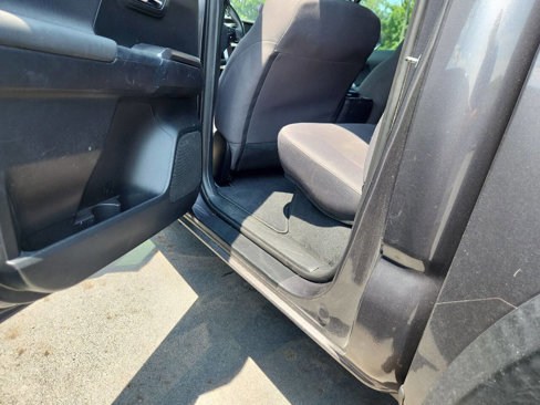 Used 2018 Toyota Tacoma TRD Off-Road image 23