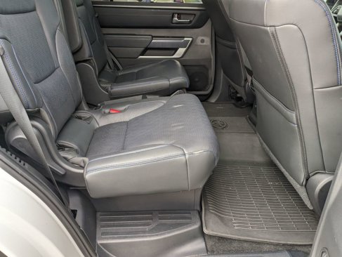 Used 2024 Toyota Sequoia Platinum image 32