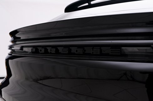 Used 2025 Porsche Cayenne GTS image 24