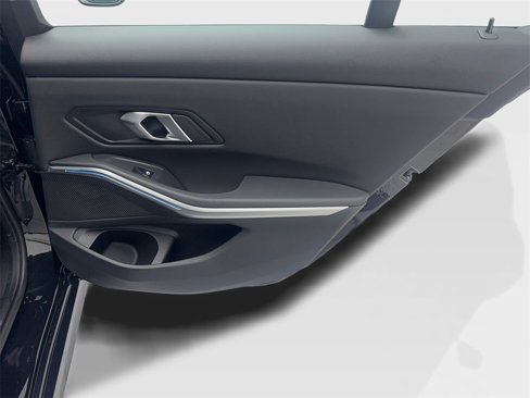 Used 2025 BMW 330i Sedan image 42