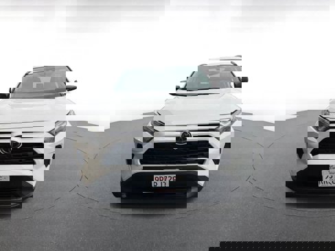 Used 2025 Toyota RAV4 LE image 2