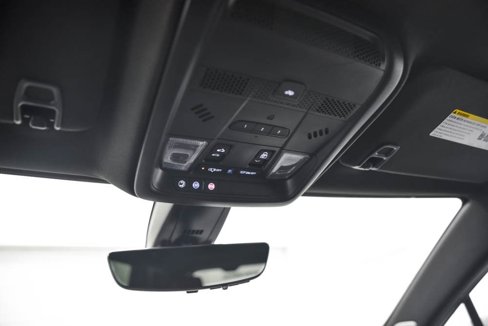 Used 2025 Cadillac XT5 Premium Luxury image 18