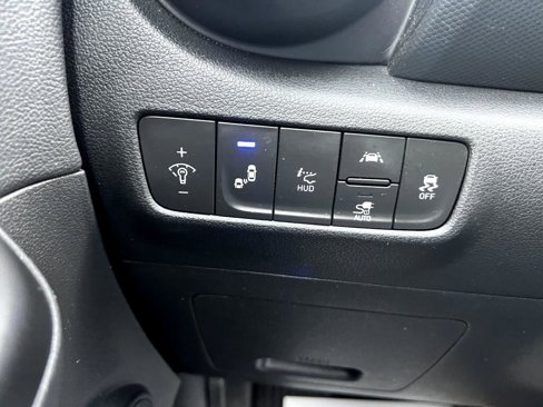 Used 2021 Hyundai Kona Ultimate image 18