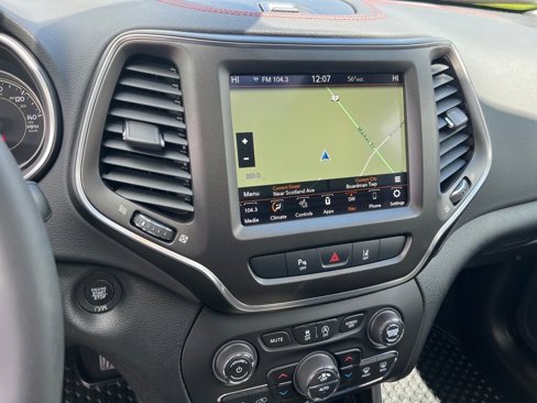 Used 2022 Jeep Cherokee Trailhawk w/ Sun, Sound & Nav Group image 25