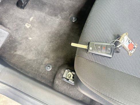 Used 2025 Toyota RAV4 LE image 22