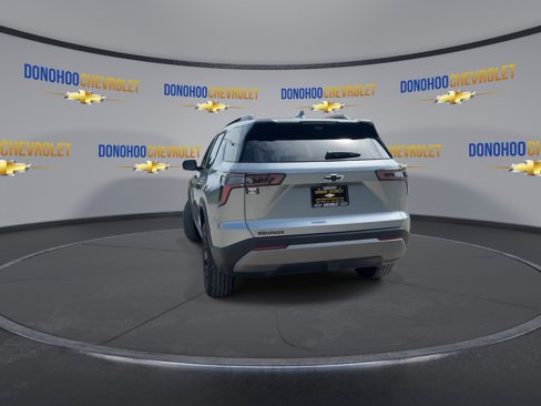 New 2026 Chevrolet Equinox LT w/ Convenience Package II image 7