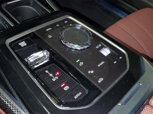 New 2026 BMW 760i xDrive w/ Executive Package image 25
