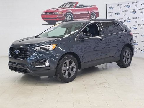 Certified 2022 Ford Edge SEL w/ Sport Appearance Package image 3