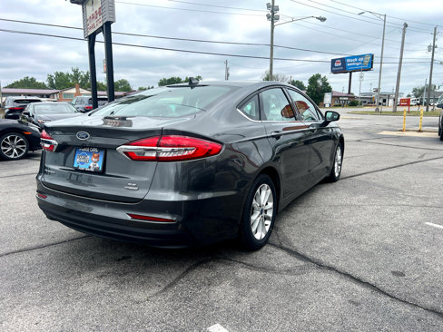Used 2020 Ford Fusion SE image 6