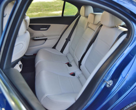 Used 2022 Mercedes-Benz C 300 4MATIC Sedan image 45