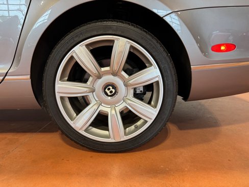 Used 2006 Bentley Flying Spur Flying Spur image 12