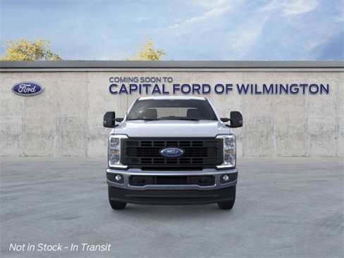 New 2026 Ford F250 XL w/ XL Chrome Package image 6