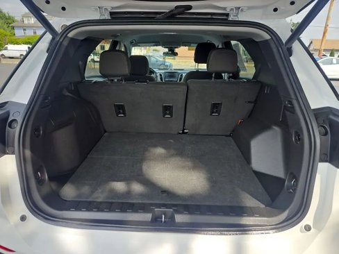 Used 2024 Chevrolet Equinox LT image 17