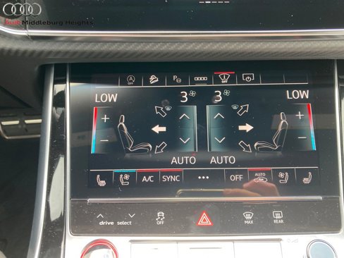 New 2025 Audi RS Q8 performance image 41