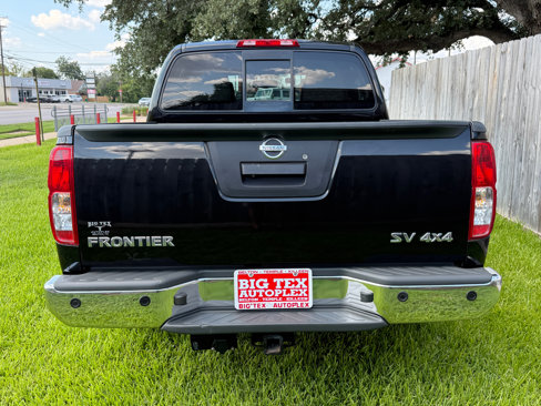 Used 2016 Nissan Frontier SV w/ SV Value Truck Package image 9