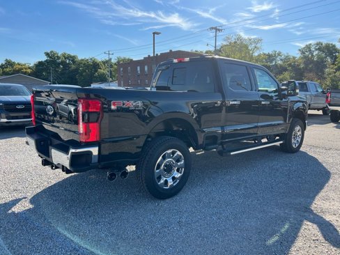 New 2026 Ford F250 Lariat w/ Chrome Package image 8