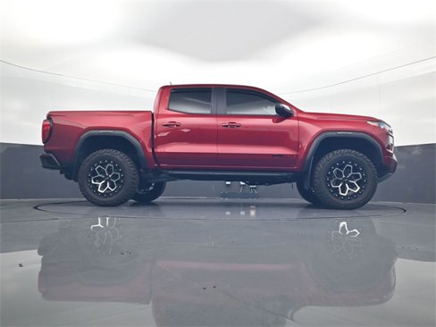 Used 2024 GMC Canyon AT4 w/ AT4 Premium Package image 24