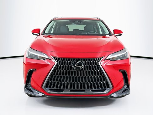 Used 2024 Lexus NX 250 FWD image 2